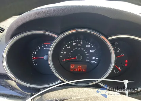 2012 Kia Sorento Base z USA, uszkodzony, nr VIN 5XYKT4A16CG237797